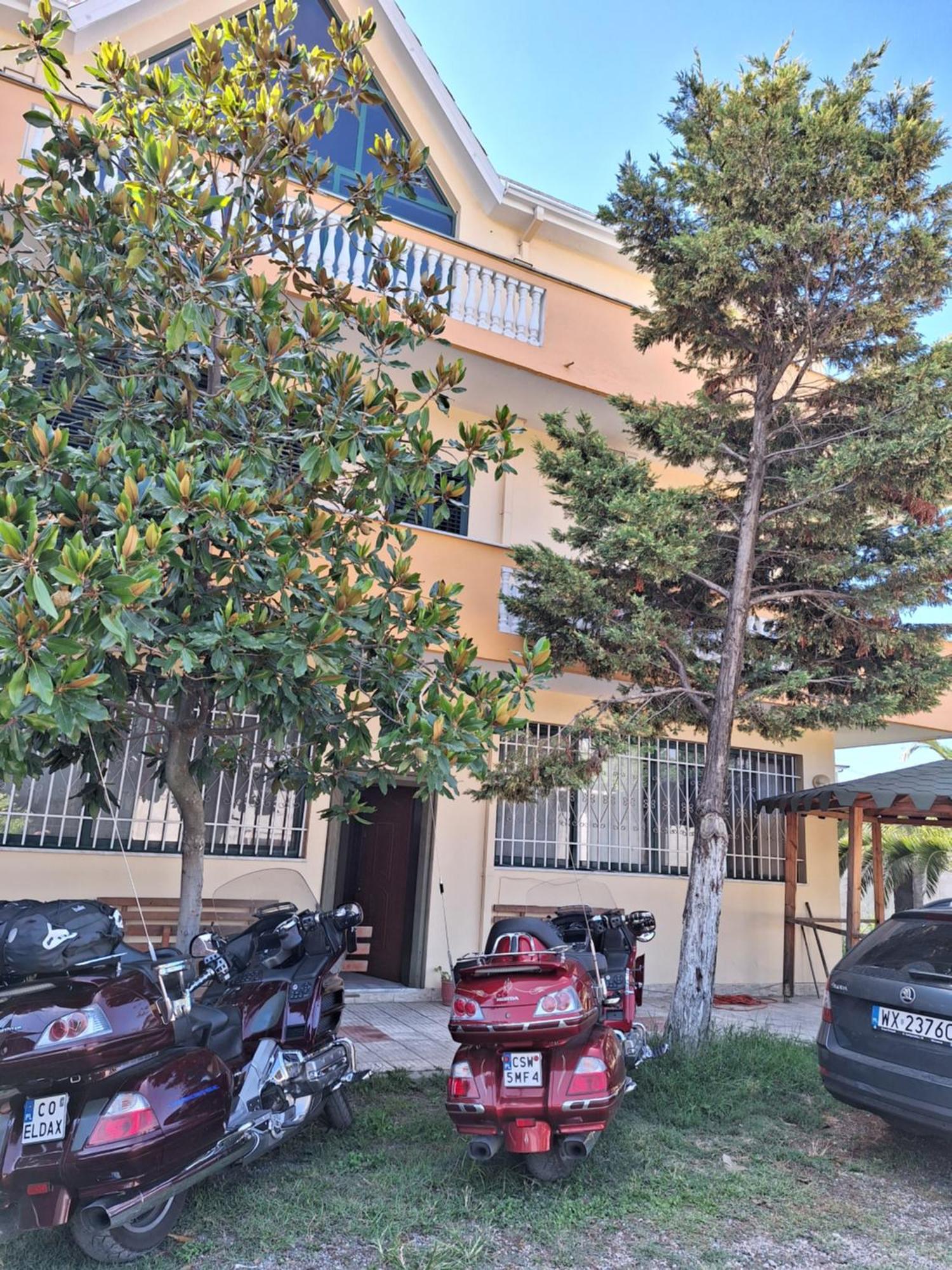 Sunrise Guest House Shkodër Extérieur photo