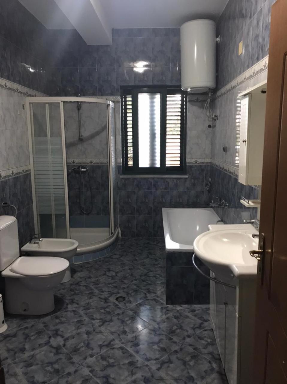 Sunrise Guest House Shkodër Extérieur photo